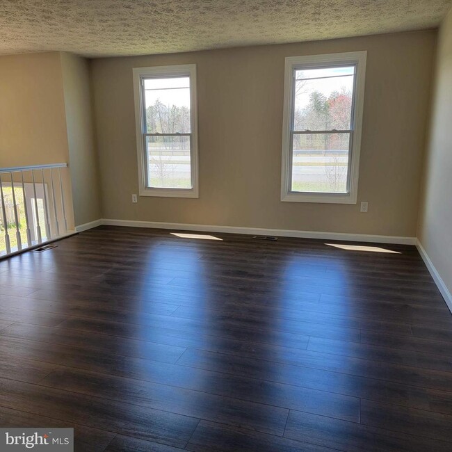 23507 Mervell Dean Rd in Hollywood, MD - Building Photo - Building Photo