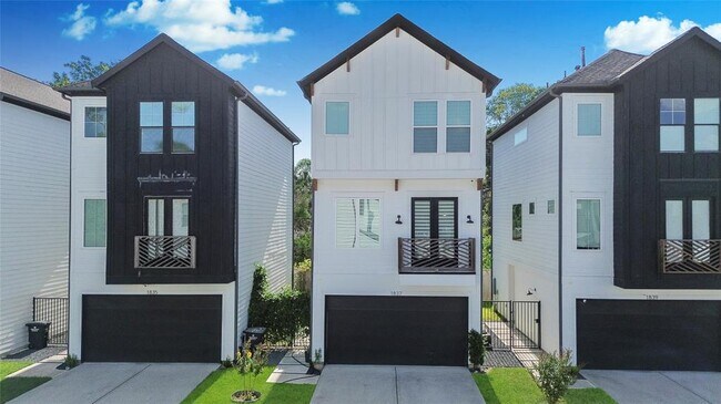 1837 Flowing Springs Trail in Houston, TX - Building Photo - Building Photo