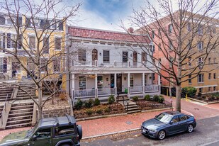 2142 O St NW in Washington, DC - Building Photo