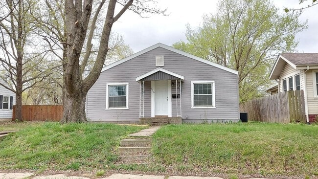 510 E Washington St in Pittsburg, KS - Building Photo - Building Photo