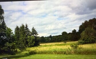 1048 Danby Rd in Ithaca, NY - Building Photo