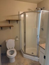 205 Madrone St in Rogue River, OR - Building Photo - Building Photo