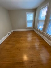 2726 N Murray Ave in Milwaukee, WI - Foto de edificio - Building Photo