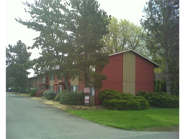 Valley View Apartments in Longview, WA - Building Photo