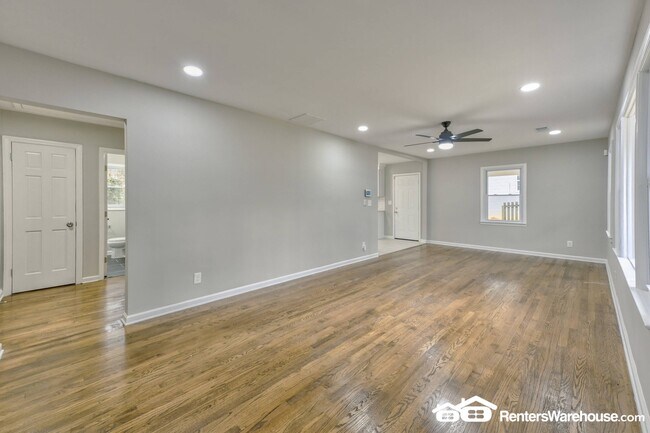2480 Rockcliff Rd SE in Atlanta, GA - Building Photo - Building Photo