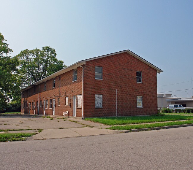 2-12 Redlands Ave in Dayton, OH - Building Photo - Building Photo