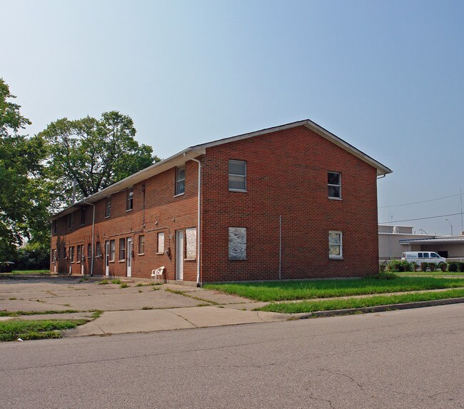 2-12 Redlands Ave in Dayton, OH - Foto de edificio - Building Photo