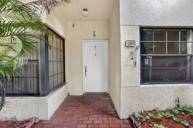 13045 SW 88th Ln in Miami, FL - Building Photo - Building Photo