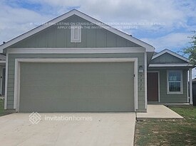 7319 Avila Vis in San Antonio, TX - Building Photo