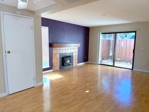6100 Joaquin Murieta Ave in Newark, CA - Building Photo - Building Photo