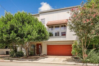 1303 Arthur St in Houston, TX - Building Photo - Building Photo