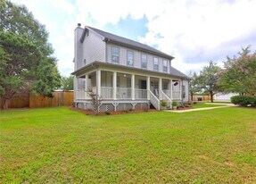 216 Queens Cemetery Rd in Good Hope, GA - Building Photo