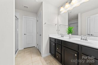 6702 Carradale Way in Charlotte, NC - Building Photo - Building Photo