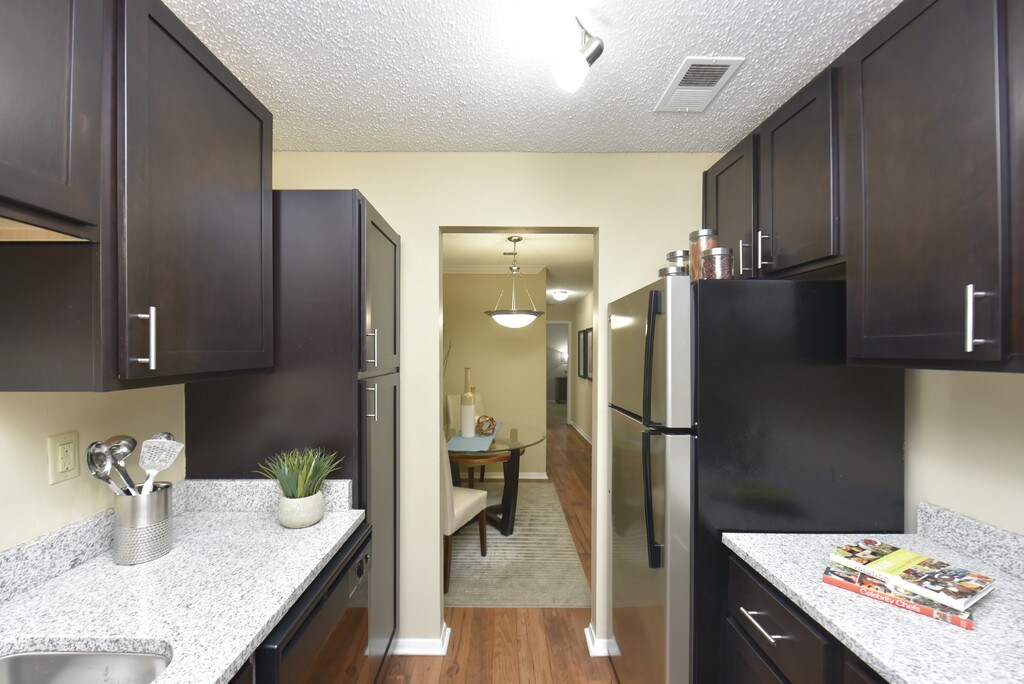 Copper Pointe Knoxville, TN Apartments