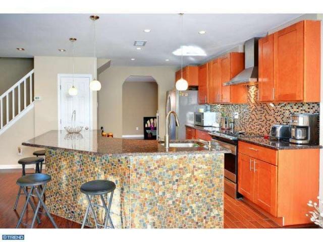 property at 1804 Worthington Dr