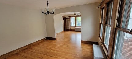 74 Melha Ave in Springfield, MA - Foto de edificio - Building Photo