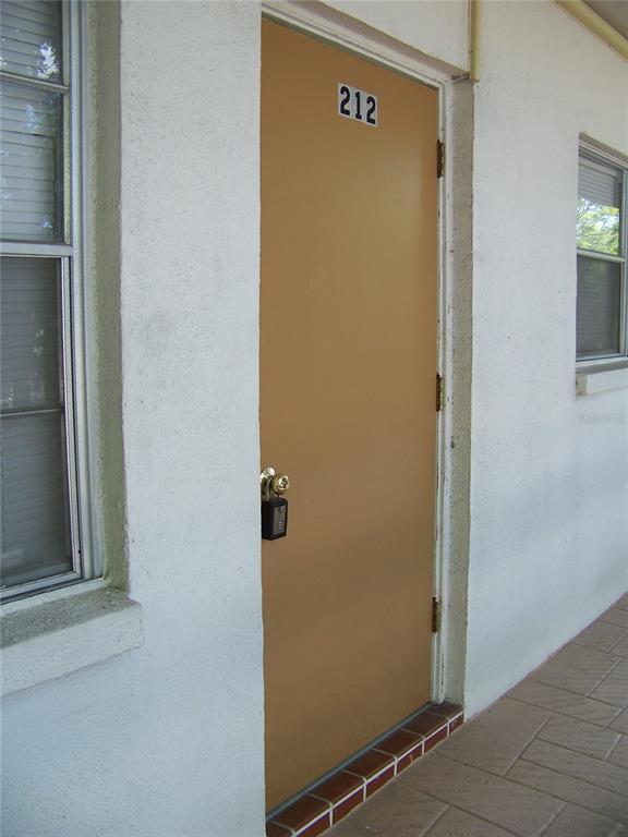 911 Washington Ave SW in Largo, FL - Building Photo - Building Photo