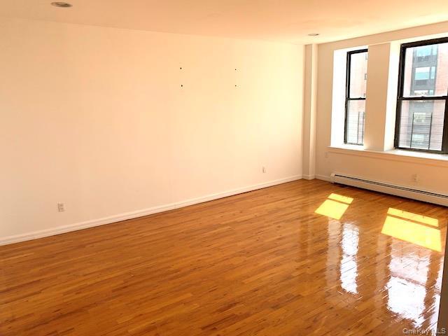 25 W Broadway in Long Beach, NY - Building Photo