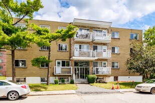 Gisele in Laval, QC - Building Photo