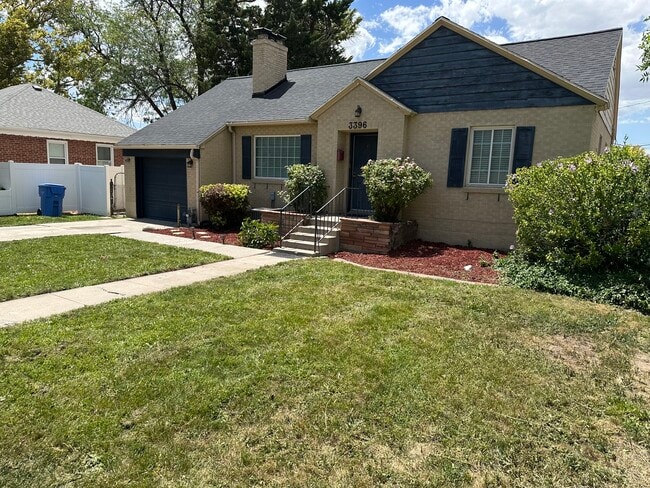 property at 3396 S Lorraine Cir