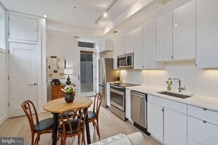 1211 G St SE in Washington, DC - Building Photo