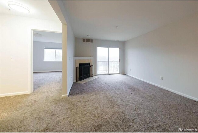 1388 Constance Dr in Pontiac, MI - Building Photo - Building Photo