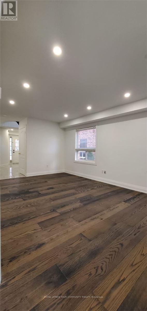 5058 OSCAR PETERSON Blvd in Mississauga, ON - Building Photo - Building Photo