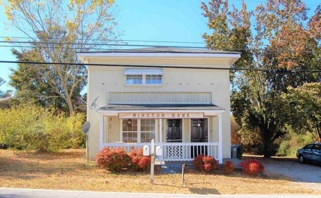 property at 2771 Mann Rd