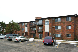 1822 N Green Ln S in Palatine, IL - Building Photo - Building Photo