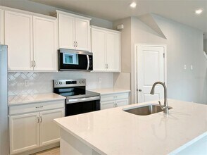 1130 Crk Vly Ct in Brandon, FL - Building Photo - Building Photo