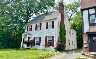 3638 Glencairn Rd in Shaker Heights, OH - Building Photo
