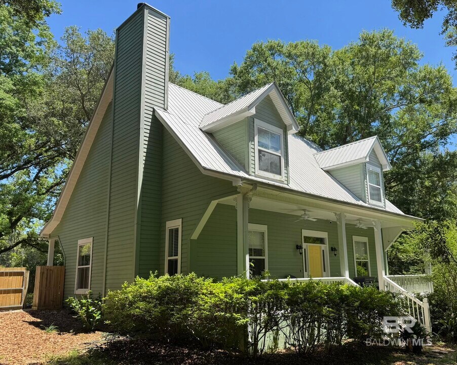 12147 Co Rd 48 in Fairhope, AL - Building Photo