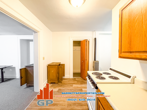 8 Loomis St, Unit 102 in Montpelier, VT - Building Photo - Building Photo
