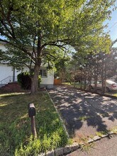 80 Cedarhurst Ave in Woodland Park, NJ - Building Photo - Building Photo