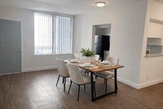 980 NE 169th St in Miami, FL - Building Photo - Building Photo