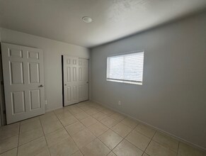 2188 Arden St in Ft. Myers, FL - Foto de edificio - Building Photo