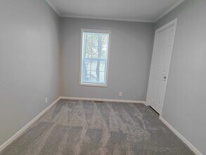 2112 Bluebird Terrace NW in Stewartville, MN - Building Photo - Building Photo