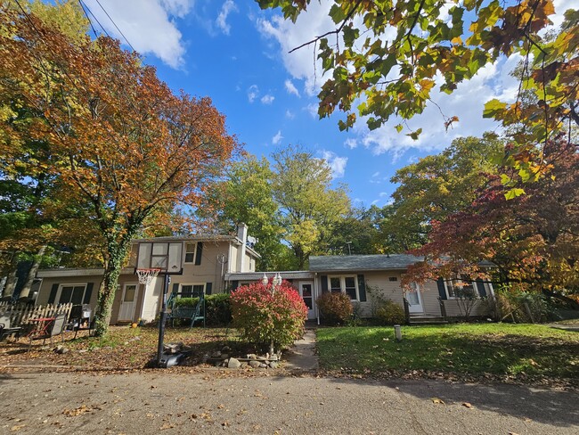 45 Leitch Dr in Battle Creek, MI - Building Photo - Building Photo