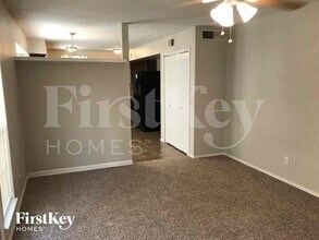 7717 Castillo Rd in Fort Worth, TX - Building Photo - Building Photo
