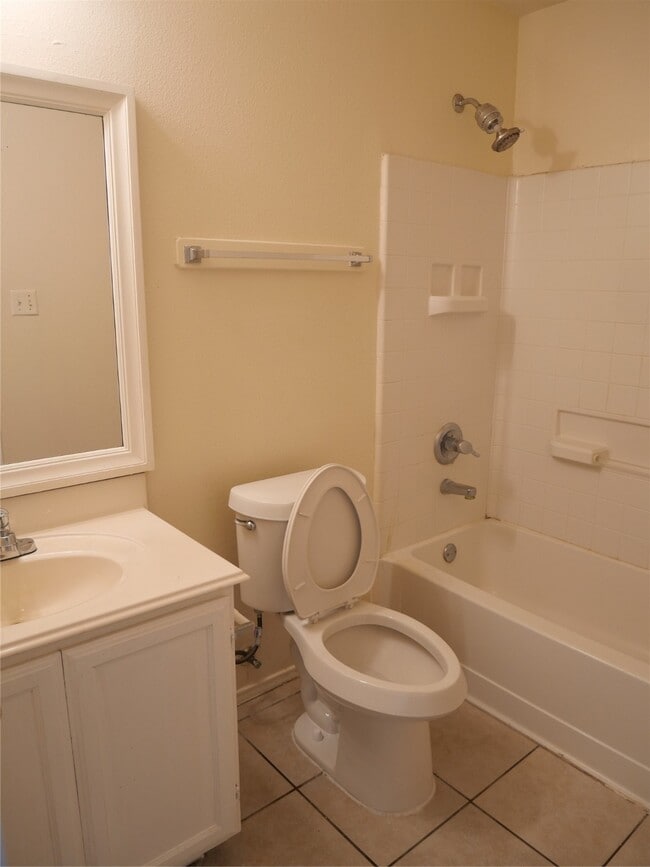 property at 5510 Rio Alamo St