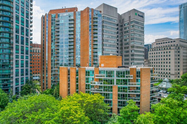 278 Bloor St E in Toronto, ON - Building Photo - Building Photo