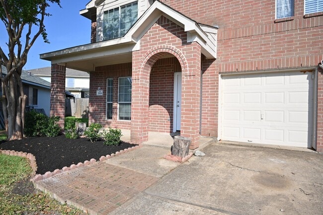 7006 Biton Dr in Houston, TX - Building Photo - Building Photo