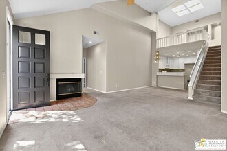 13372 Savanna in Tustin, CA - Building Photo - Building Photo