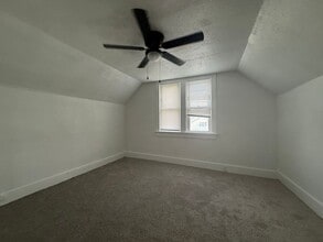 106 W Pine St in Springfield, IL - Building Photo - Building Photo