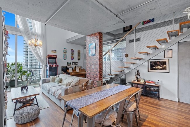 690 SW 1st Ct in Miami, FL - Building Photo - Building Photo