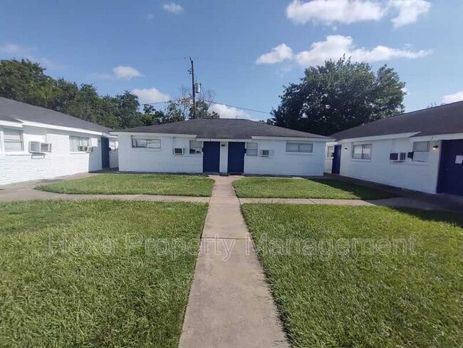 4207 Phlox St in Houston, TX - Building Photo - Building Photo