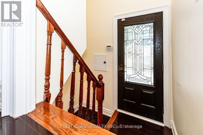 property at 81 Hillcrest Ave