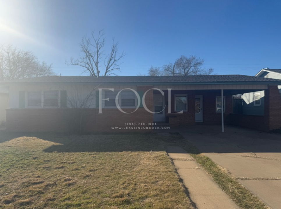 2709 39th St in Lubbock, TX - Building Photo