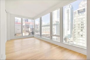 15 E 30th St in New York, NY - Building Photo