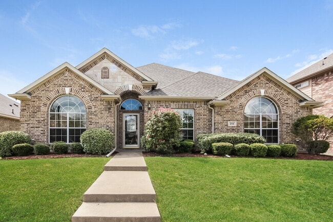 property at 211 Gatehouse Dr